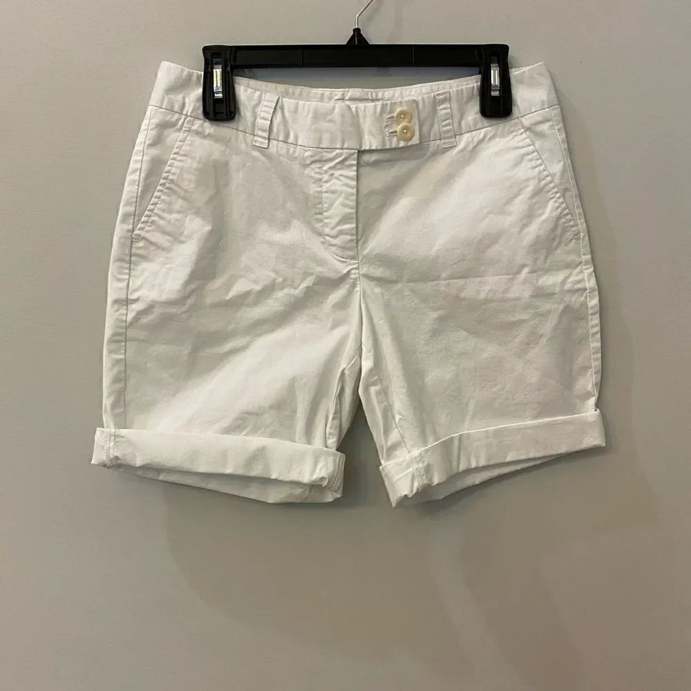 Vineyard Vines Bermuda White Shorts Women Size 6